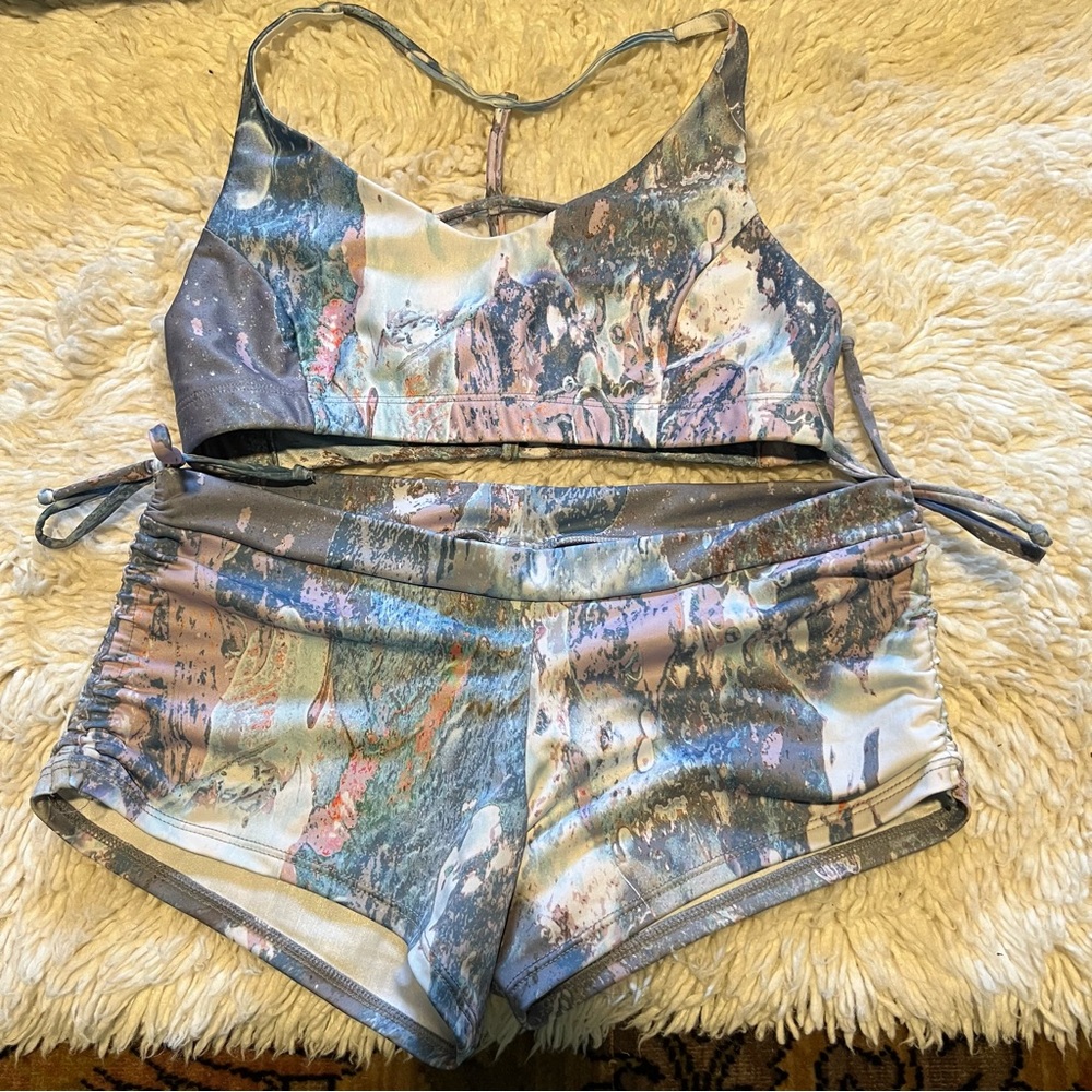 RARE ONZIE Marble Yoga Swim Side Tie Ruched Boy Shorts + Strappy Bikini Top